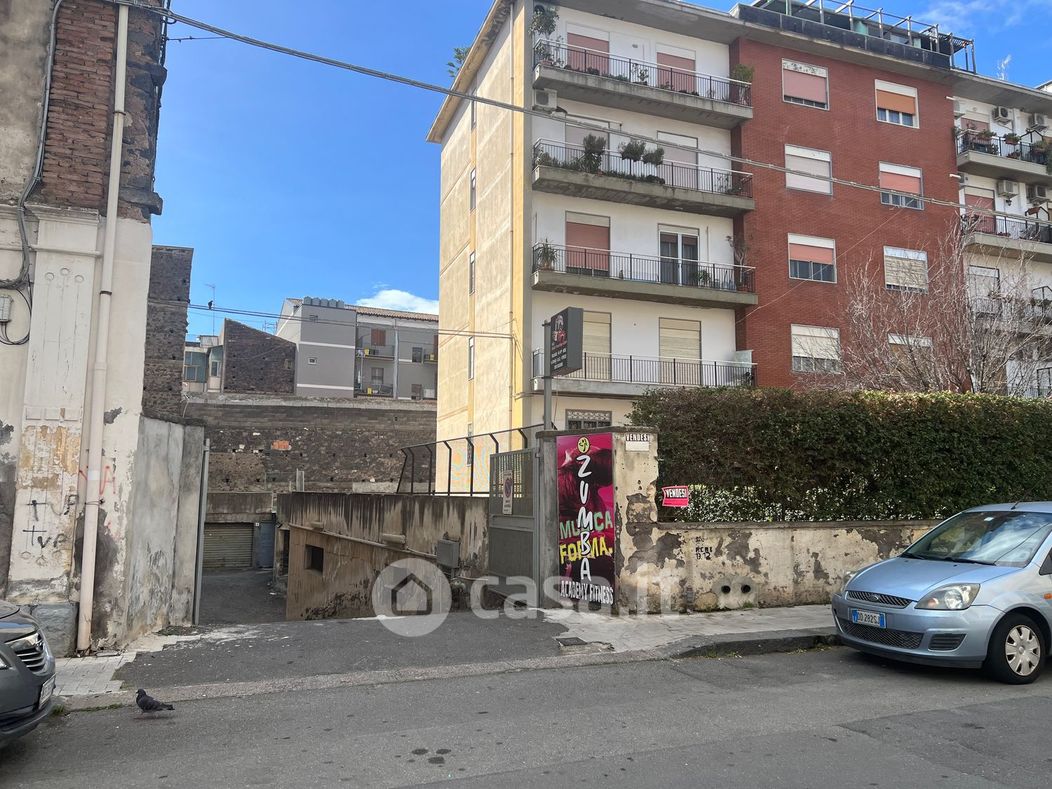 Garage/Posto auto in Vendita in Via Masaniello 11 a Catania
