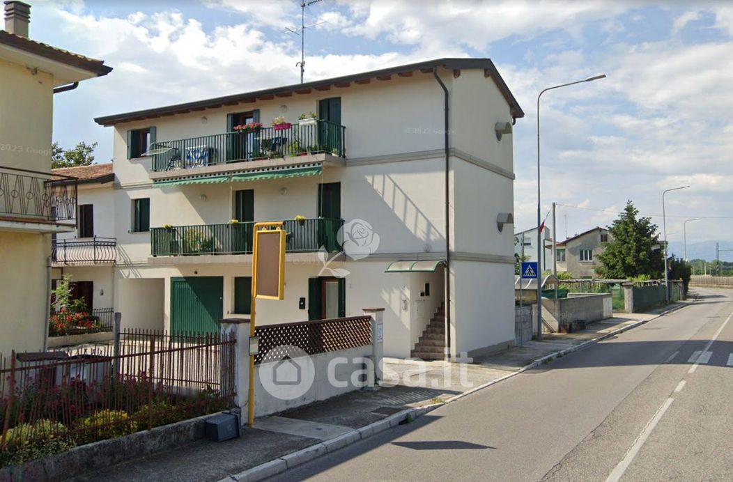 Appartamento in Vendita in Via Lumignacco a Udine