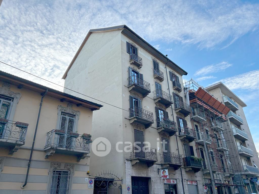 Appartamento in Vendita in Via Caprera 25 a Torino