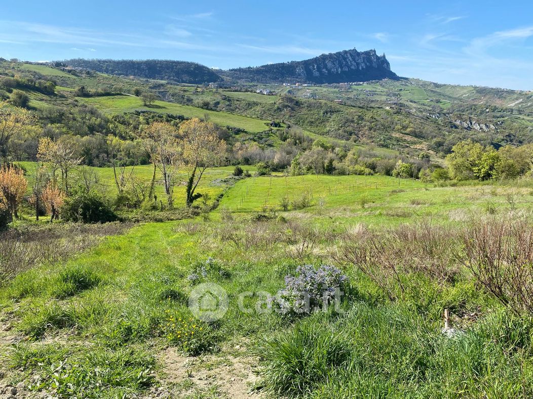 Terreno agricolo in Vendita in Strada del Torrigino 28 a San Marino