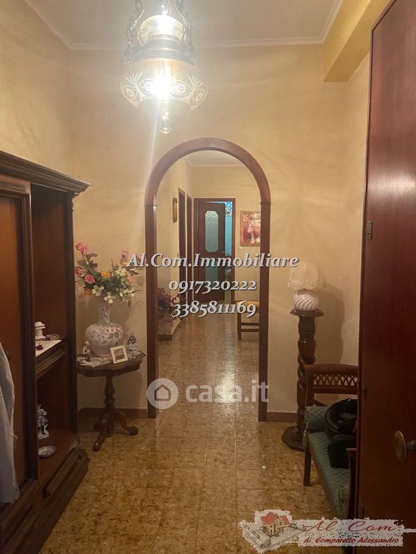 Appartamento in Vendita in Via Scillato 79 a Palermo