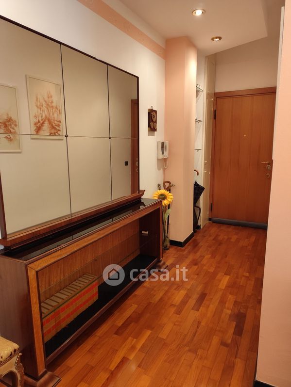 Appartamento in Vendita in Piazza Schiavone 19 a Milano