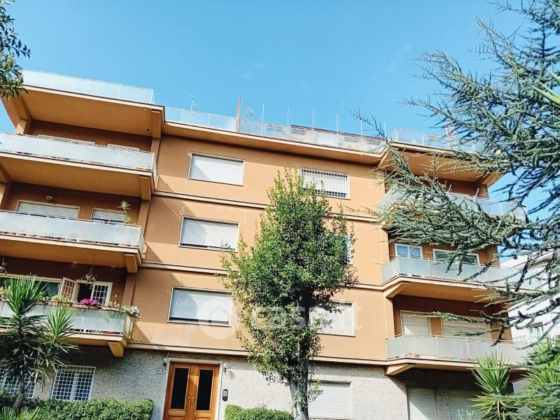 Appartamento in Vendita in Via della Camilluccia 281 a Roma