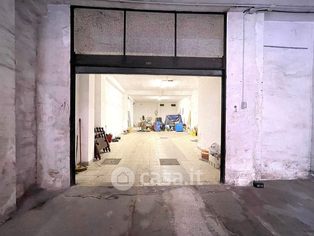 Garage/Posto auto in Vendita in Via Fratelli Poggini 48 a Roma
