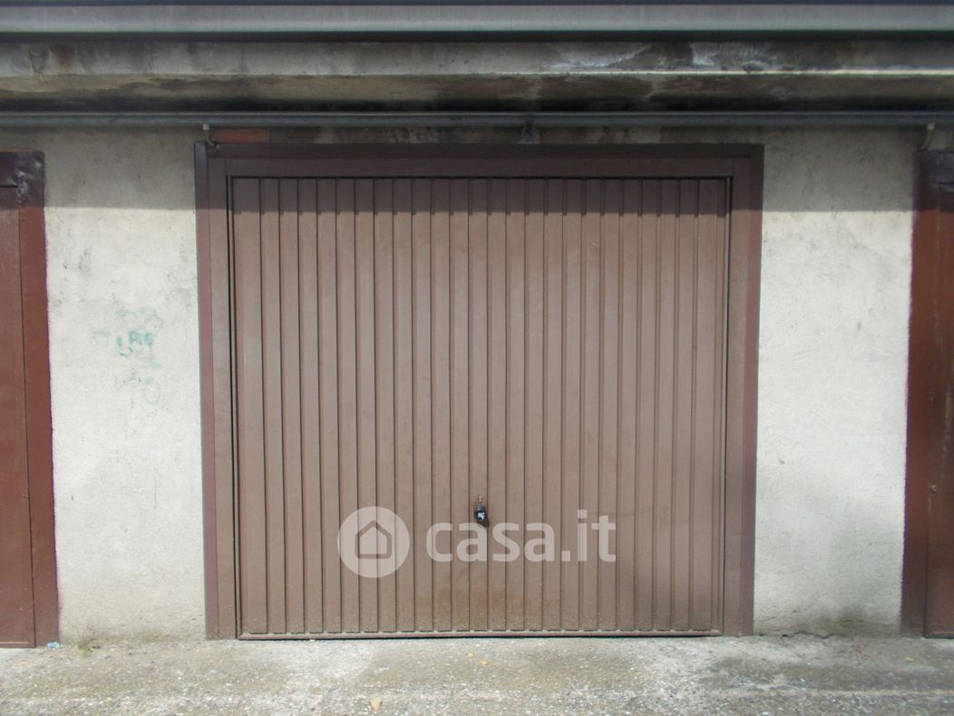 Garage/Posto auto in Vendita in Via Treviglio 183 a Fara Gera d'Adda