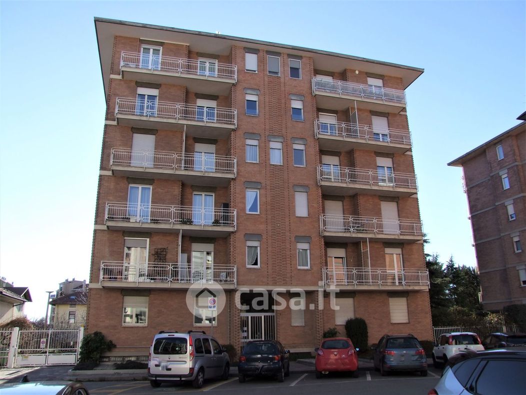 Appartamento in Vendita in Via Perotti 6 a Biella