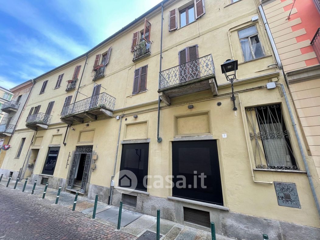 Appartamento in Vendita in Via Achille Giovanni Cagna 3 a Vercelli