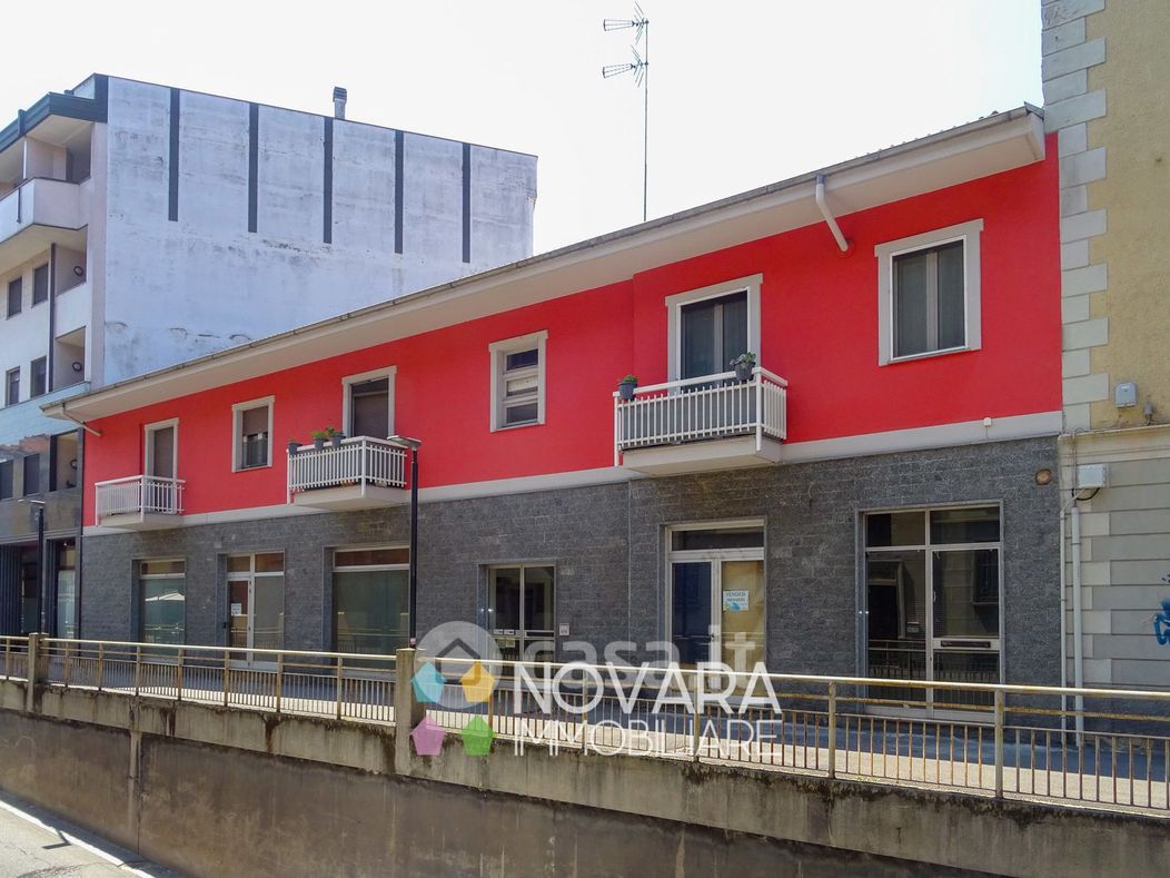 Negozio/Locale commerciale in Vendita in Corso Risorgimento 3 a Novara