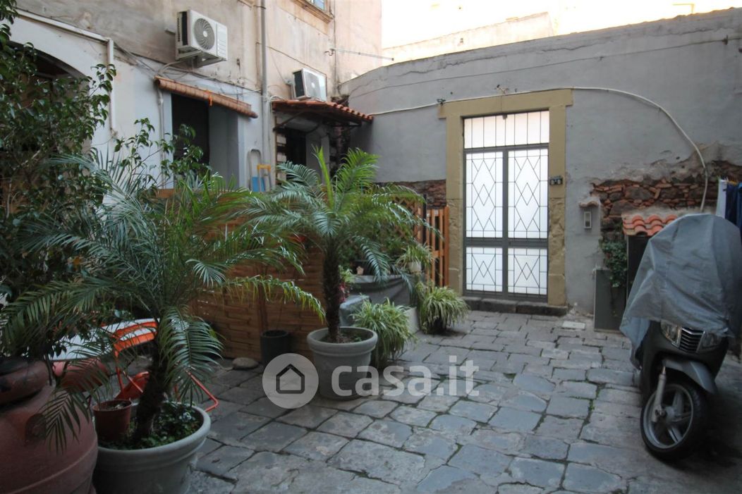 Appartamento in Vendita in Via Plebiscito a Catania