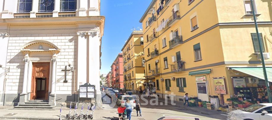 Appartamento in Vendita in Via Giacomo Leopardi a Napoli