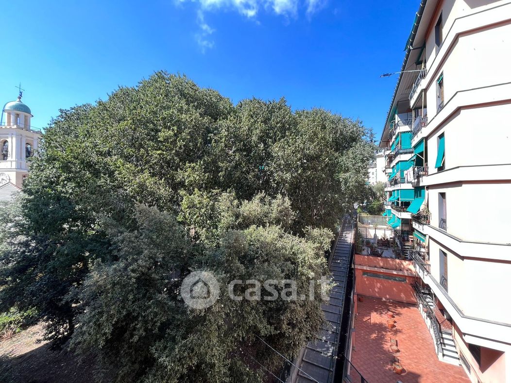 Appartamento in Vendita in Salita Franzonina a Genova