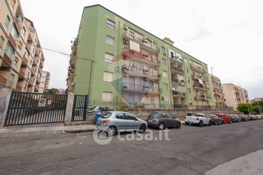 Appartamento in Vendita in Via Giosuè Carducci 14 a Catania