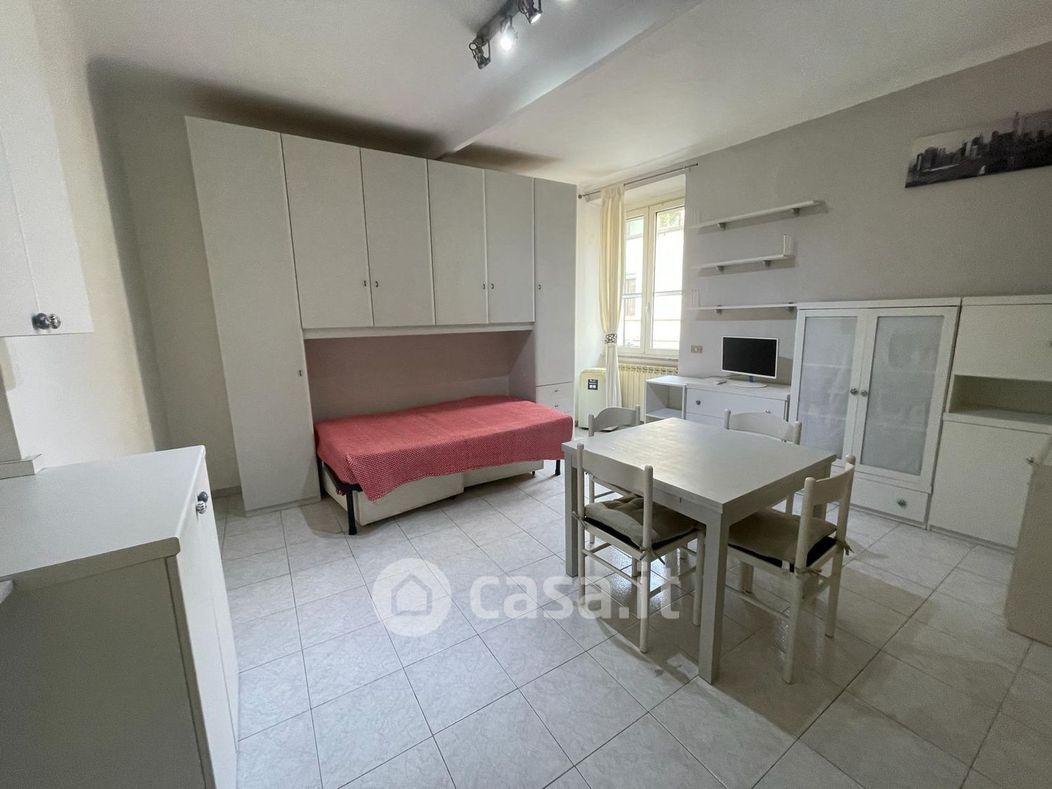 Appartamento in Affitto in Via Giuseppe Lagrange 13 a Milano