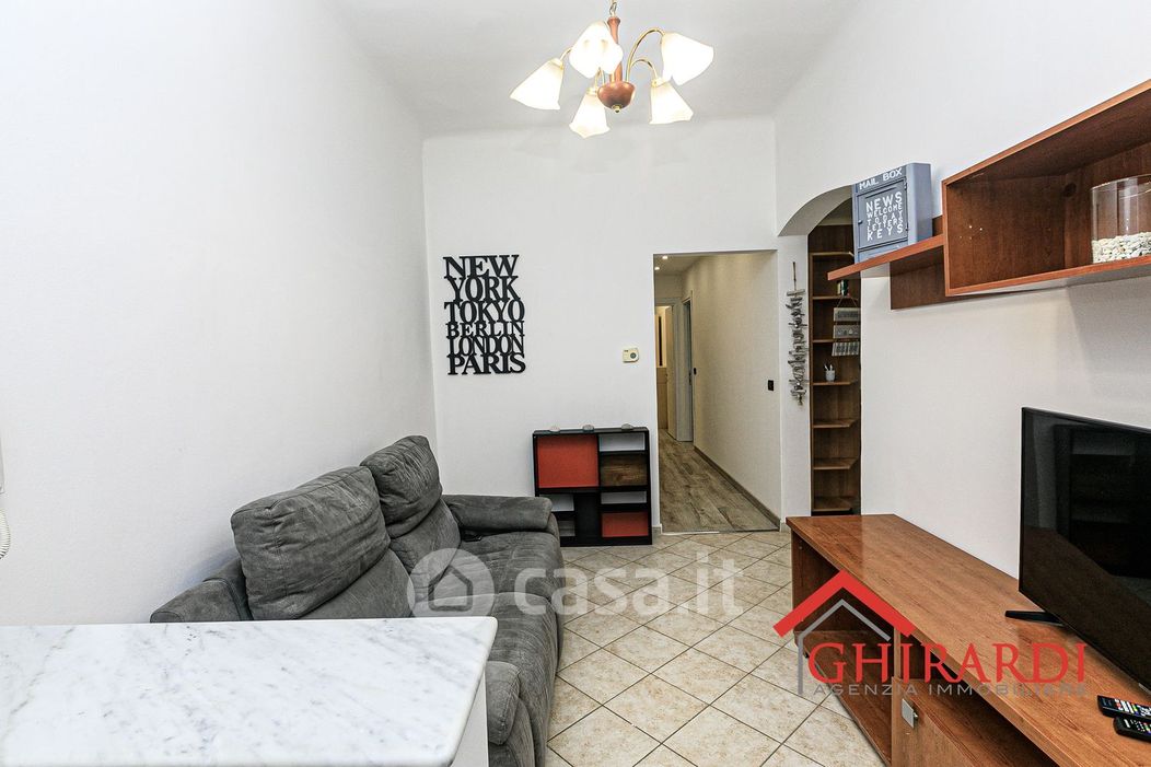 Appartamento in Vendita in Via Sapello 2 a Genova