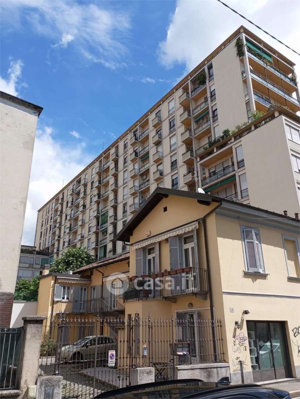 Appartamento in Vendita in Via Carlo Rainoldi 21 a Varese
