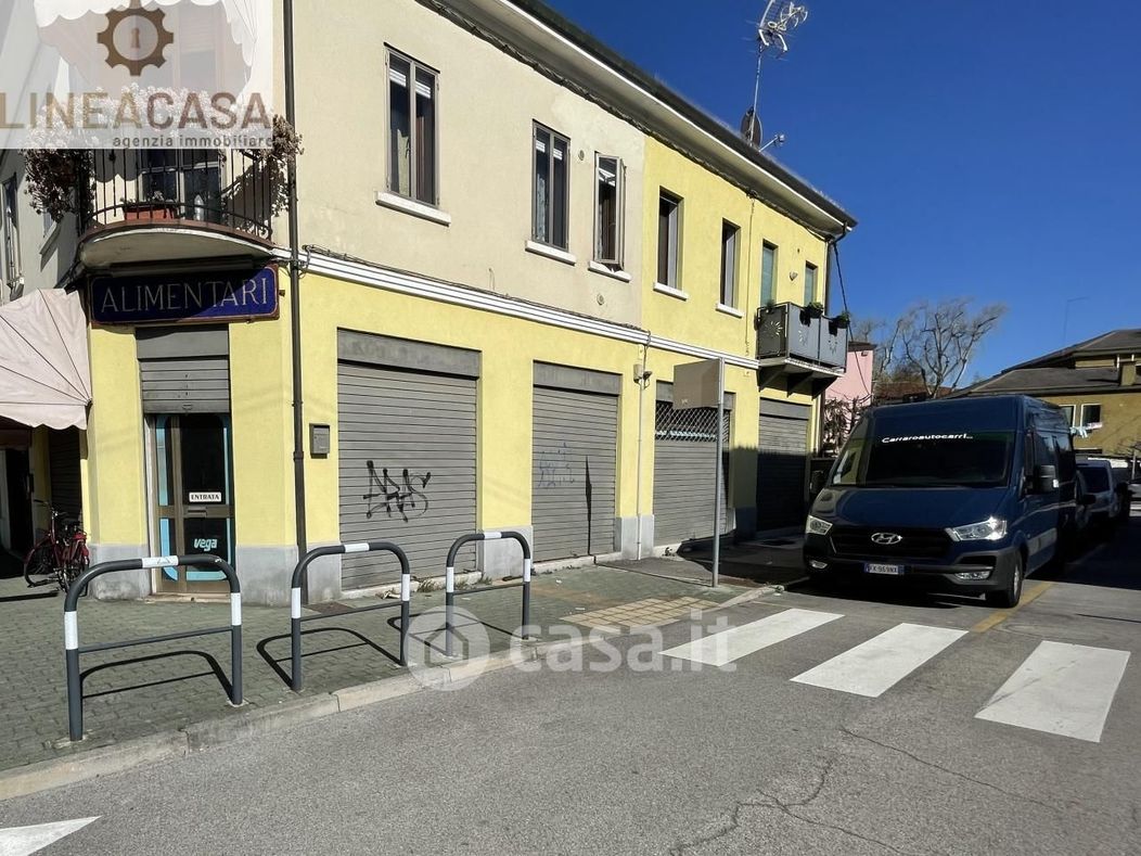 Negozio/Locale commerciale in Vendita in Via Pier Fortunato Calvi a Venezia