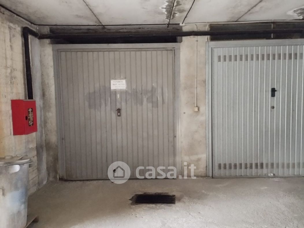 Garage/Posto auto in Vendita in Via Massimo Portalupi 7 a Collegno