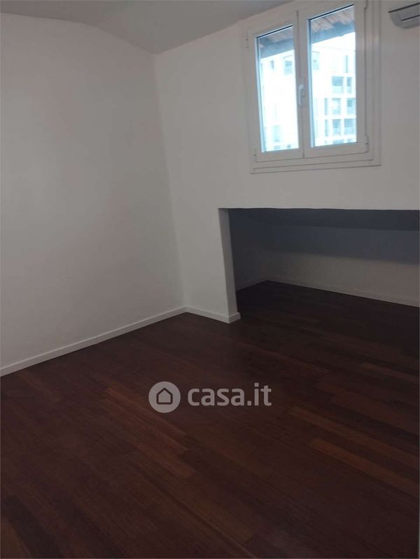 Appartamento in Vendita in Via Giovanni Battista Piranesi 45 a Milano