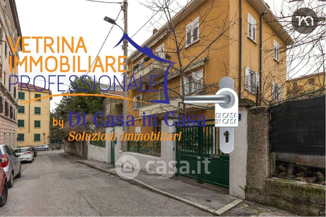 Casa Bi/Trifamiliare in Vendita in Piazza Carlo Goldoni 11 a Trieste