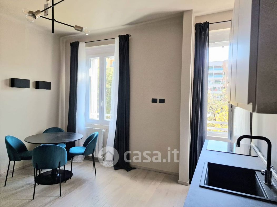 Appartamento in Vendita in Via Giorgio Washington a Milano