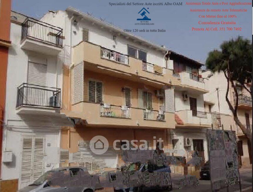 Appartamento in Vendita in Via Francesco Crispi 36 a Terrasini