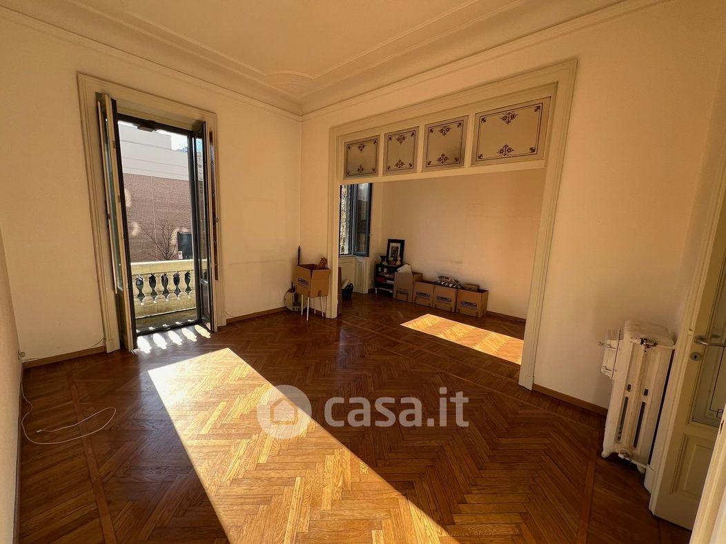 Appartamento in Vendita in Via Andrea Solari 32 a Milano
