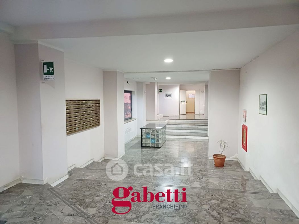 Appartamento in Vendita in Via Ponte di Mare 91 a Palermo