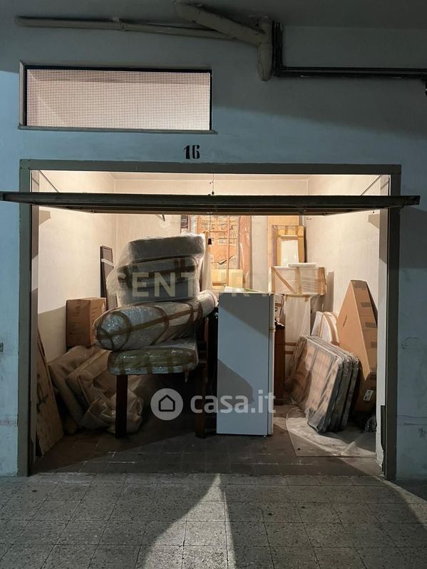 Garage/Posto auto in Vendita in Via Moncada 1 a Sant'Agata li Battiati