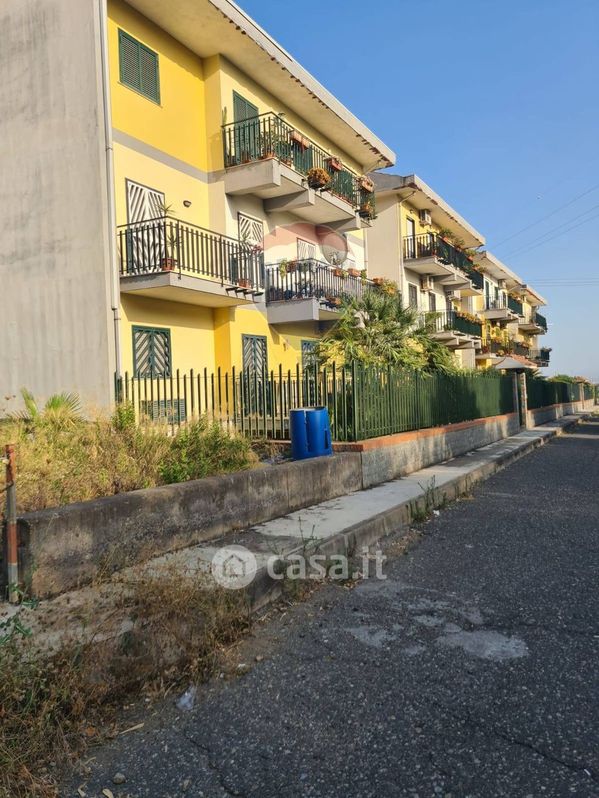 Appartamento in Vendita in Viale San Teodoro 19 a Catania