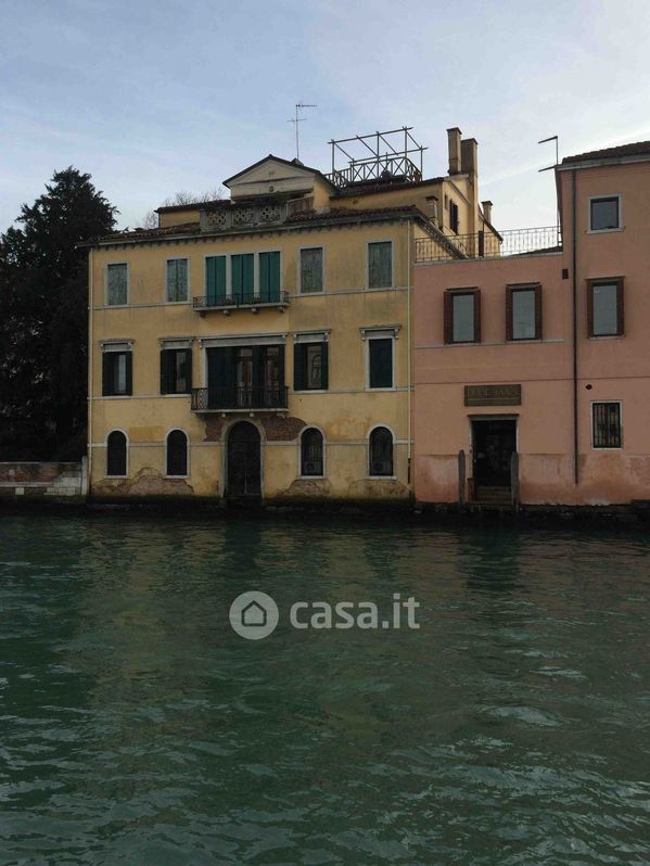 Appartamento in Affitto in Santa Croce a Venezia