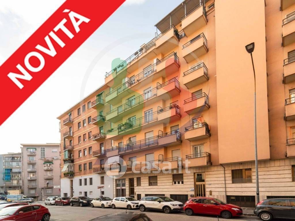 Appartamento in Vendita in Via Genova 268 a Torino