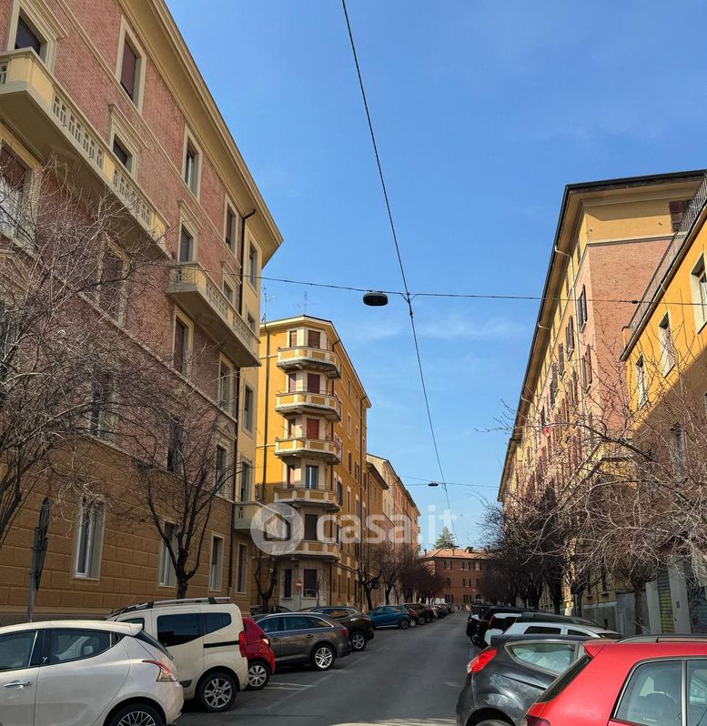 Appartamento in Vendita in Via della Ghisiliera a Bologna