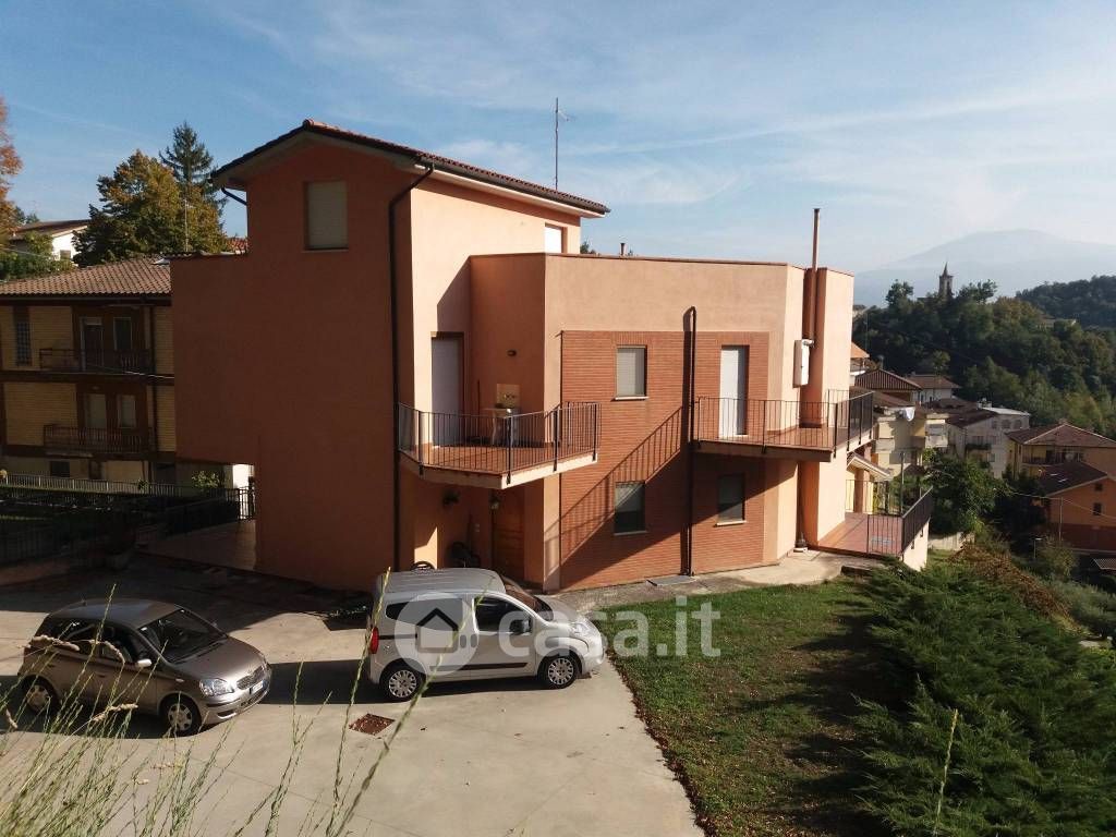 Villa in Vendita in Via della Polveriera a Ascoli Piceno