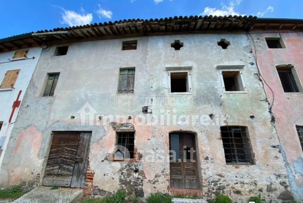 Casa indipendente in Vendita in Via Tovari 1 a Zugliano