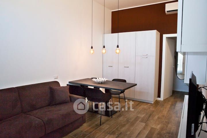 Appartamento in Vendita in Via Filippo Argelati 44 a Milano