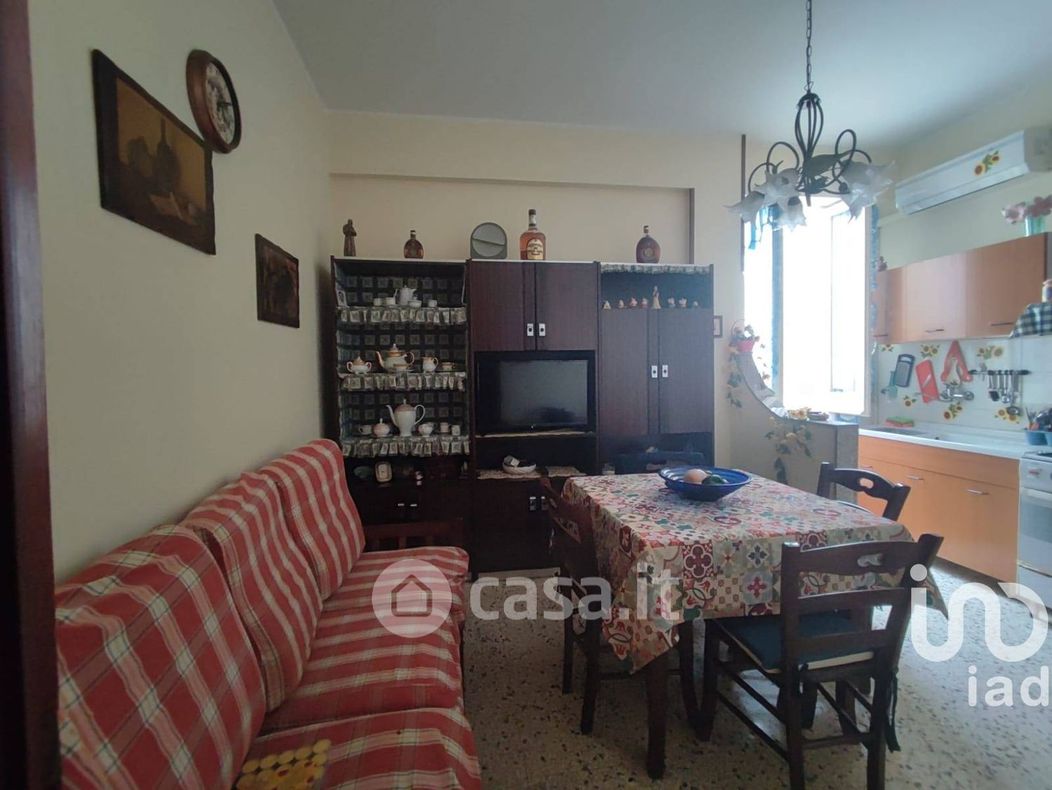 Appartamento in Vendita in Via Montegrappa a Brindisi