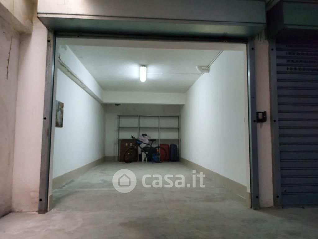 Garage/Posto auto in Affitto in Via Cupa Dormiglione 50 a Marano di Napoli