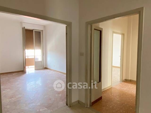 Appartamento in Vendita in Via Reginaldo Giuliani 105 a Firenze