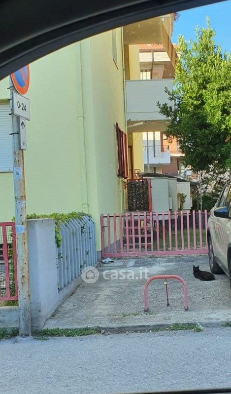 Garage/Posto auto in Vendita in Via rodi 5 a Alba Adriatica
