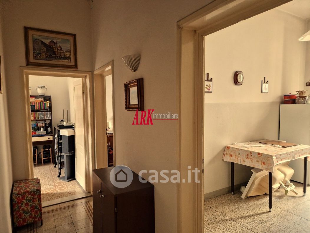 Appartamento in Vendita in Piazza Pietro Leopoldo a Firenze