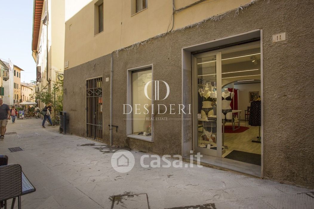 Negozio/Locale commerciale in Vendita in Via San Martino 11 a Grosseto