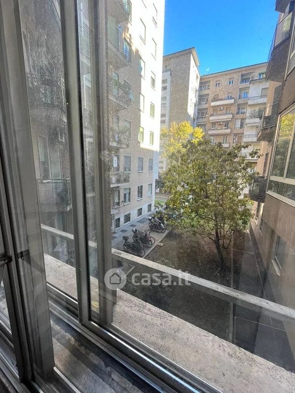 Appartamento in Vendita in Corso di Porta Nuova 52 a Milano