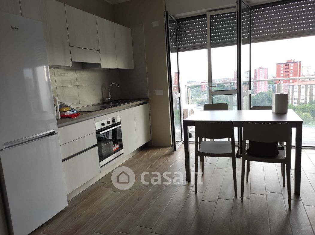 Appartamento in Affitto in Via Castellanza 7 a Milano