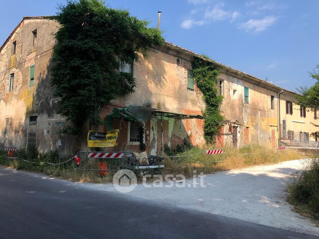 Rustico/Casale in Vendita in Via Ulisse Dini Gello a San Giuliano Terme