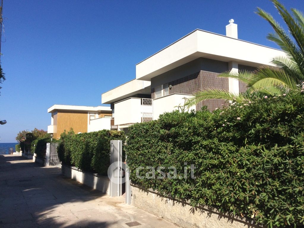 Villa in Affitto in SS113 1 a Casteldaccia
