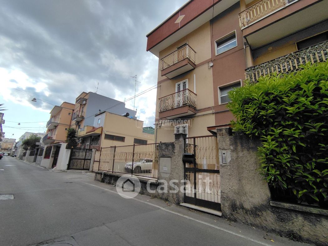 Appartamento in Vendita in Via Corticelli a Bari