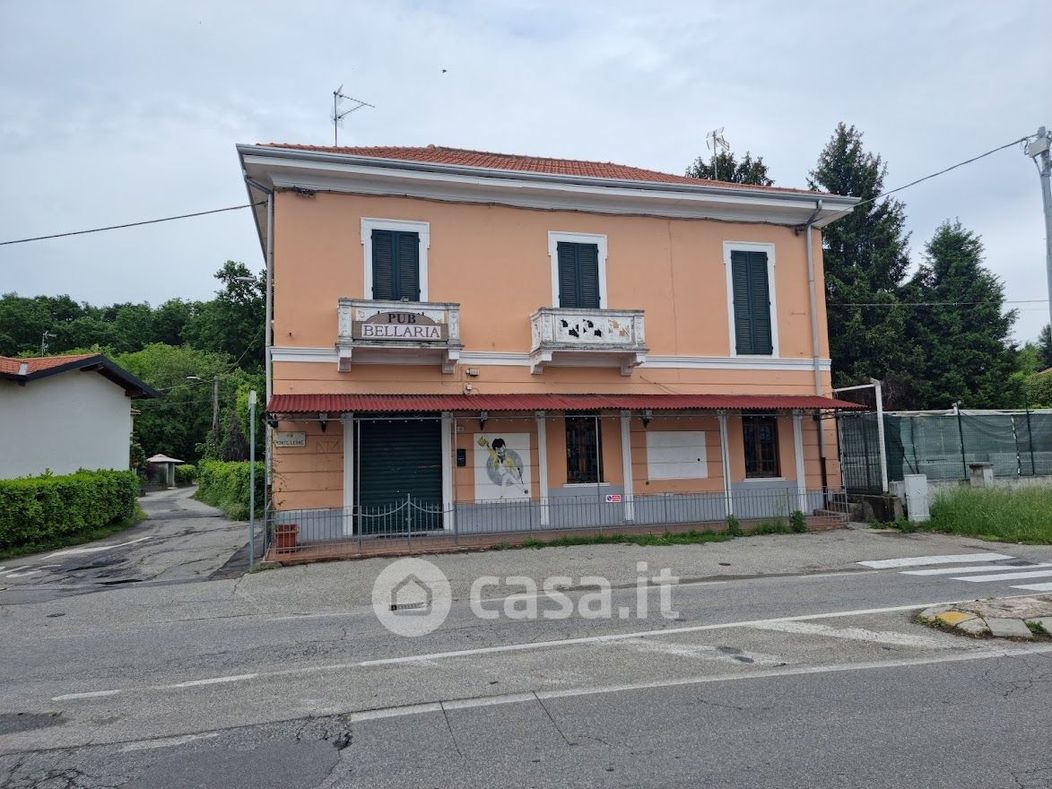 Stabile / Palazzo in Vendita in Via Monte leone 40 a Gallarate