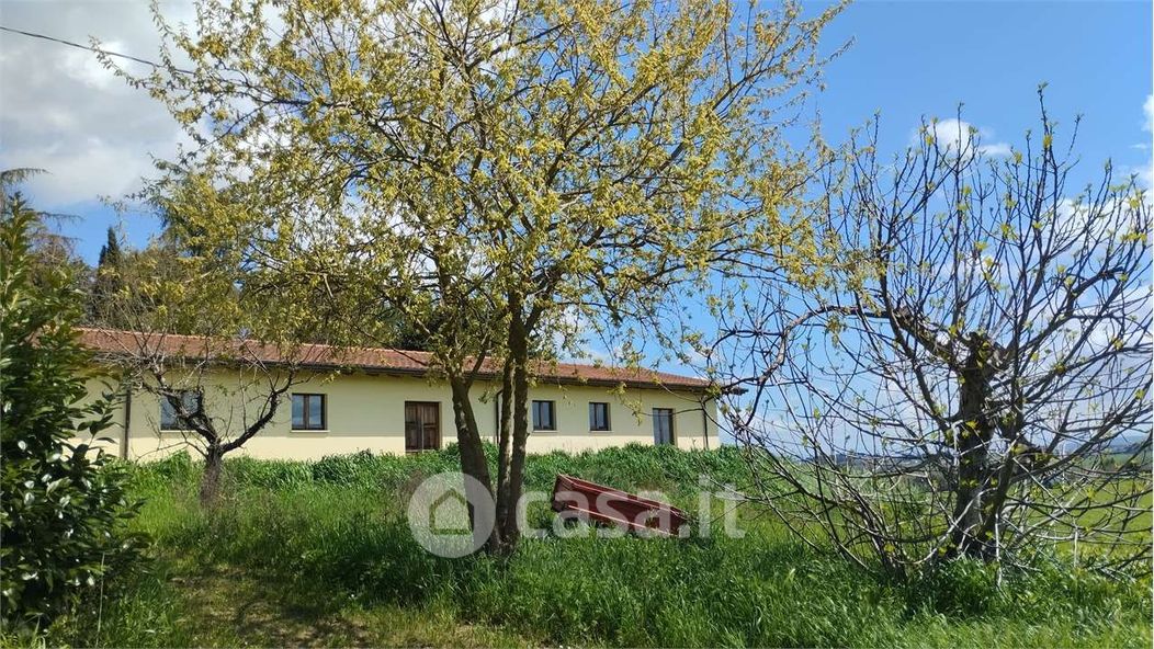Villa in Vendita in Strada Pila - San Martino in Colle 115 a Perugia