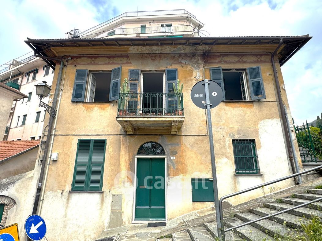 Appartamento in Vendita in Salita Serena 5 a Rapallo