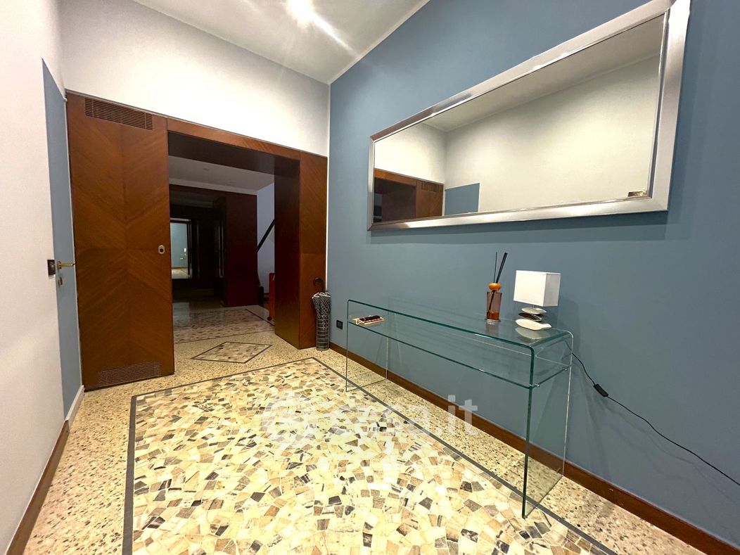 Appartamento in Affitto in Viale Andrea Doria a Milano